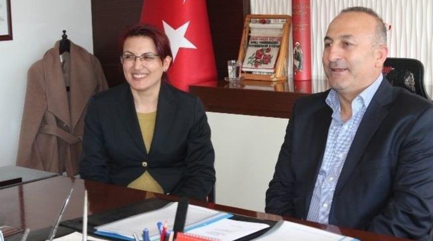 Bakan &Ccedil;avuşoğlu, Antalya&rsquo;nın İl&ccedil;elerini Ziyaret Etti
