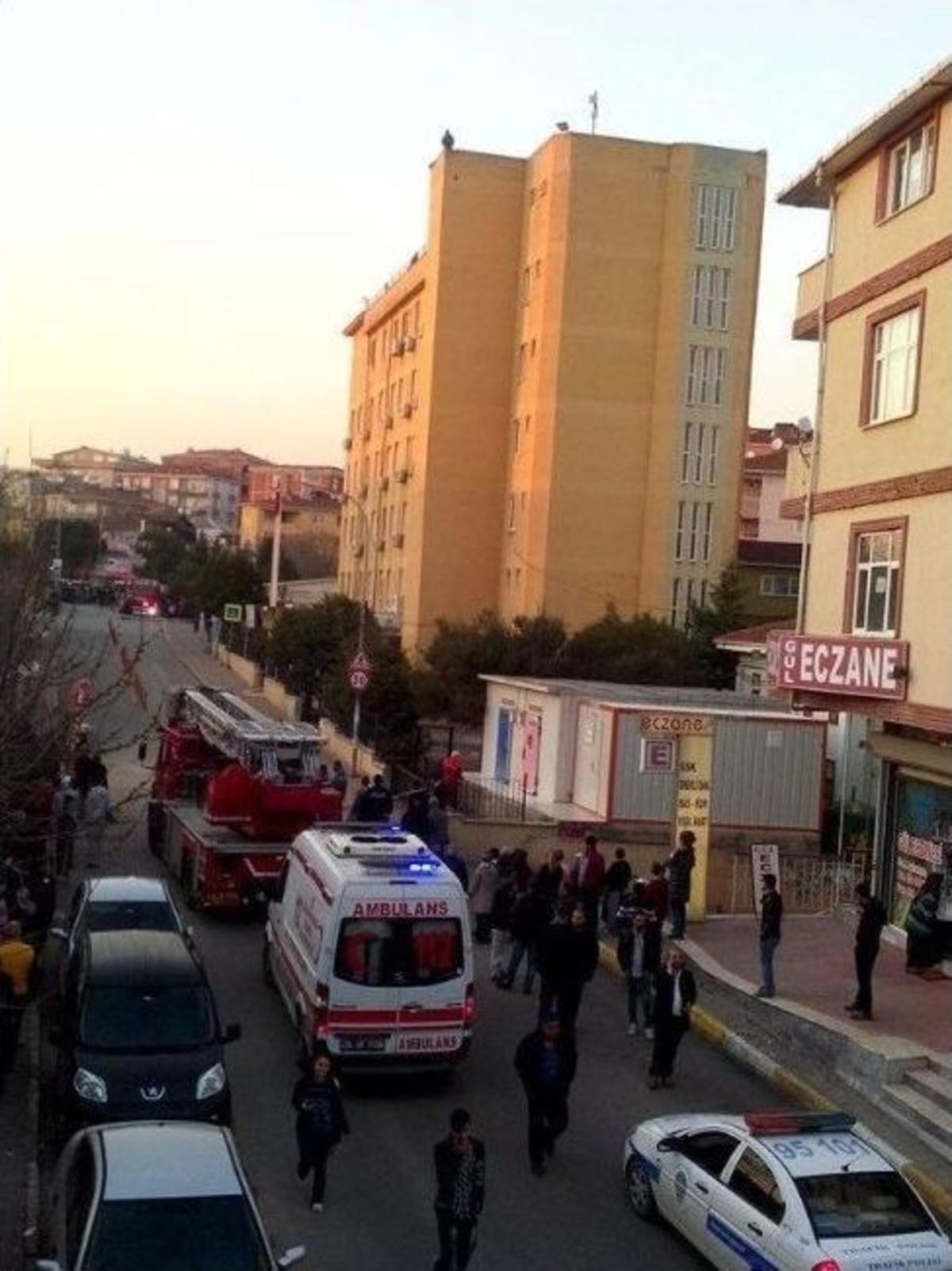 İntihara Kalkışan Vatandaşı Bbp Lideri Destici Kurtardı