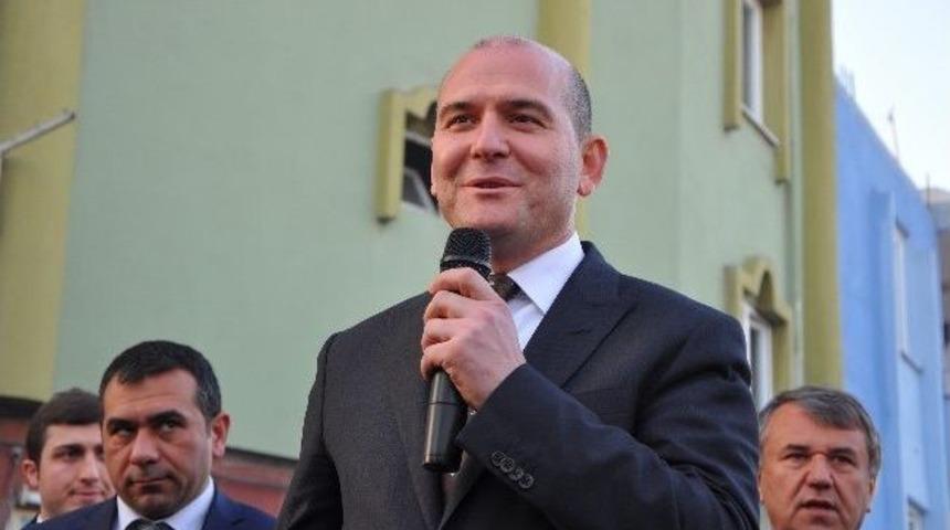 Ak Parti Genel Başkan Yardımcısı Soylu Hem Ağladı Hem Ağlattı