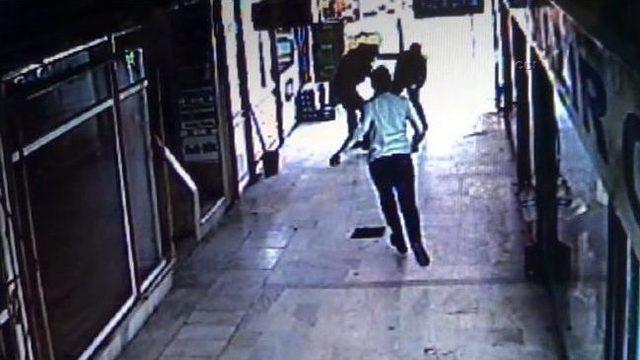 Kuyumcudaki Soygun Anı Saniye Saniye Görüntülendi 1