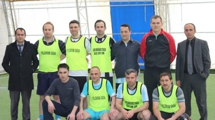 G&uuml;m&uuml;şhane&rsquo;de 14 Mart Tıp Bayramı Futbol Turnuvası Başladı
