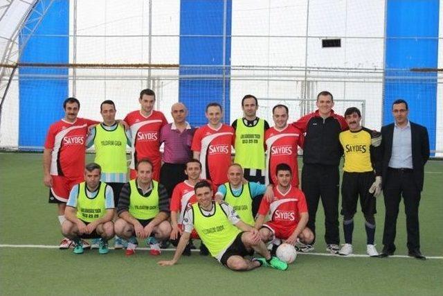 Gümüşhane’de 14 Mart Tıp Bayramı Futbol Turnuvası Başladı