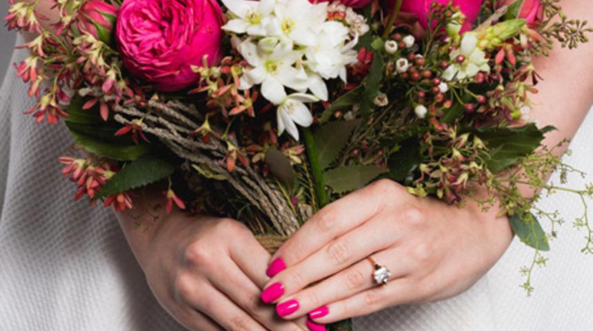 Gelinler i&ccedil;in en g&uuml;zel oje renkleri