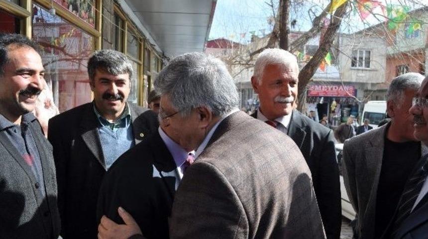 Ak Parti Ve Bdp Milletvekillerinden Dostluk Mesajı