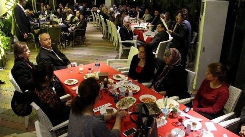 Gazi Ve Şehit Yakınları Dayanışma Yemeğinde Bir Araya Geldi