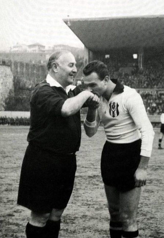 “beşiktaş 111 Yıllık Aşk” Sergisi Aydınlılarla Buluşuyor 1