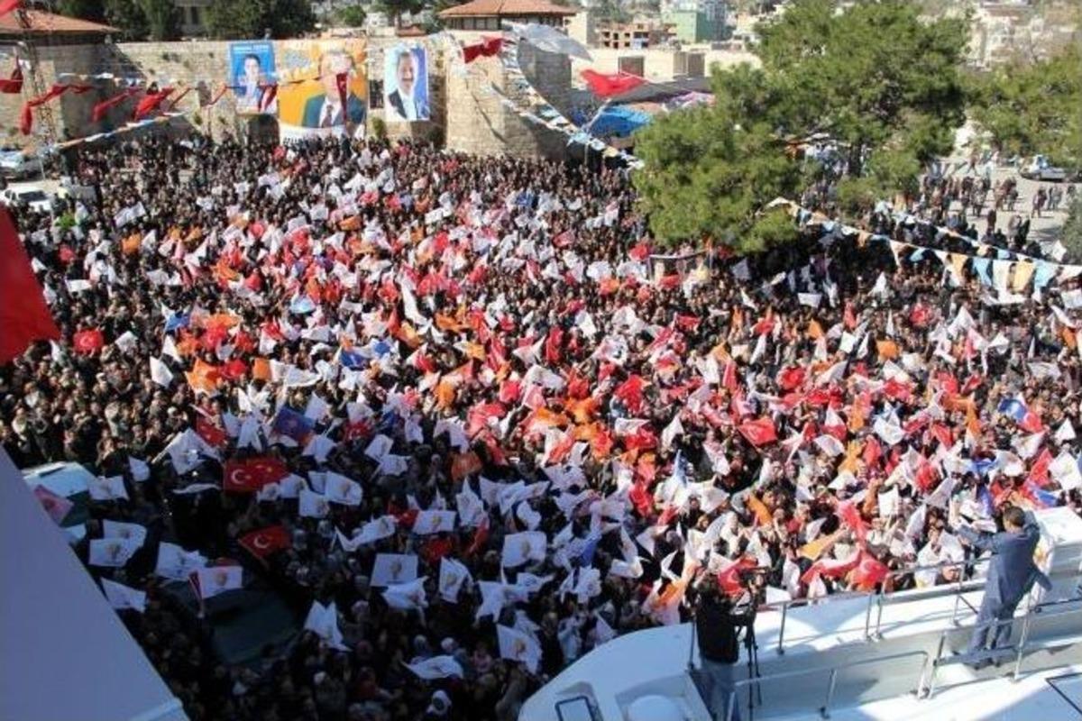 Ak Parti'den G&ouml;rmekli Aday Tanıtımı