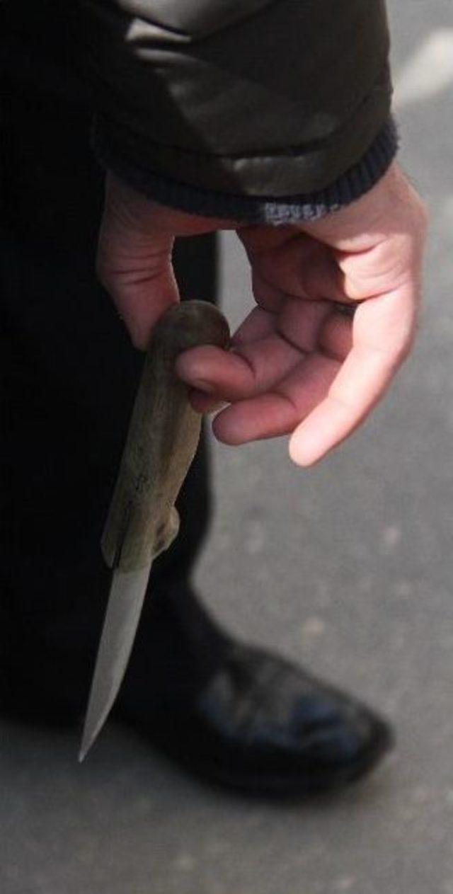 Kuzenini Erkekle G&ouml;ren Şahıs Dehşet Sa&ccedil;tı 2