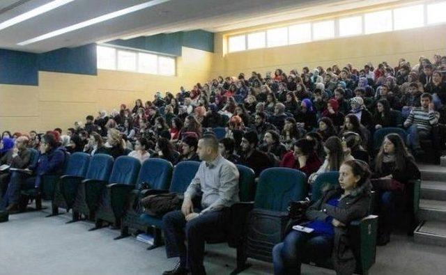 Saü’de ‘gönüllülük Eğitimi’ Konferansı Verildi