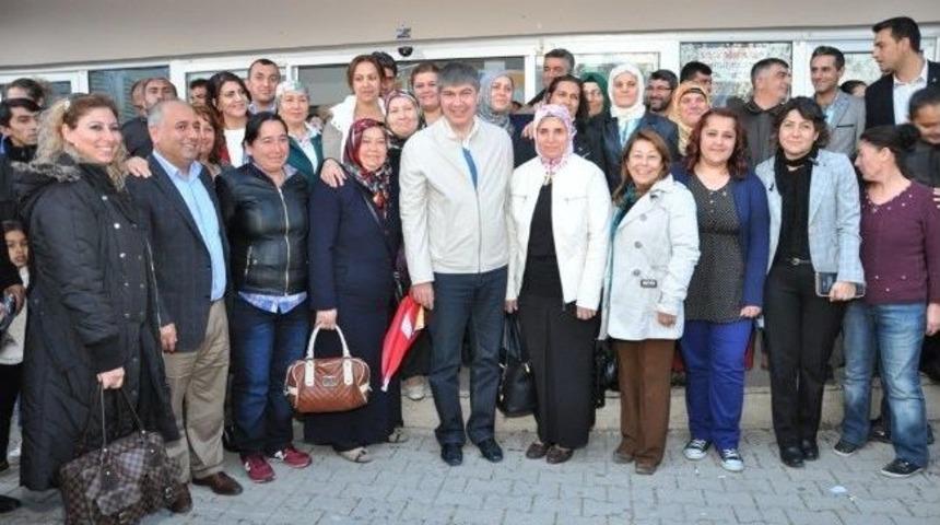 Ak Parti Adayı T&uuml;rel, Kemer&rsquo;de Halkla Buluştu