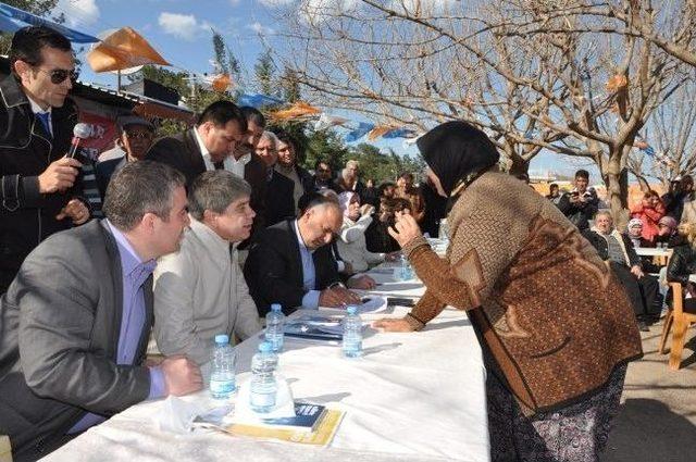 Ak Parti Adayı Türel, Kemer’de Halkla Buluştu