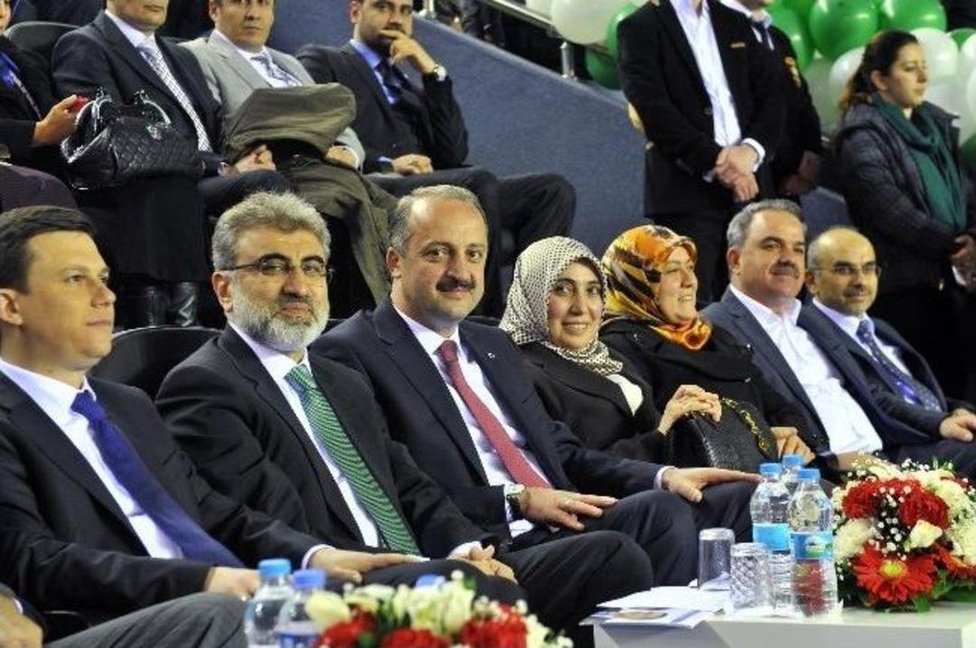 Mamak &Uuml;&ccedil; B&uuml;y&uuml;k Spor Merkezine Kavuştu