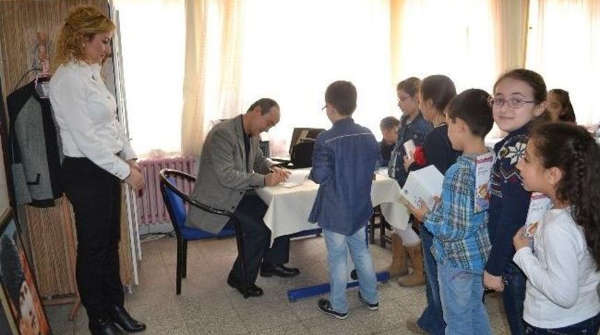 Yazar S&uuml;leyman Bulut "yazmak İ&ccedil;in &Ccedil;ok Okumak Gerekir"