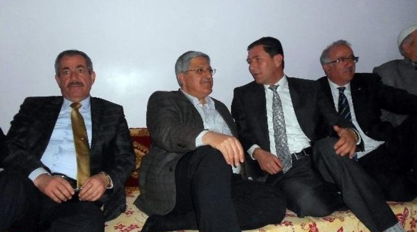 Milletvekili Demir&ouml;z&rsquo;den Aydınlar Beldesine Ziyaret