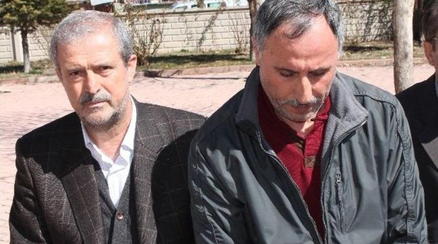 Elazığlı Şehidin Yakınları: "&ouml;lenlerin &Uuml;zerinden Kimse Rant Devşirmesin"
