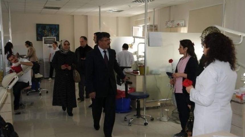 Belediye Başkanı Faruk Akdoğan Tıp Bayramını Kutladı