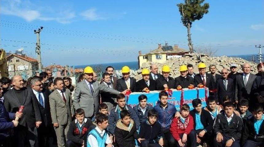 Spor Salonu Temel Atma T&ouml;reni Yapıldı