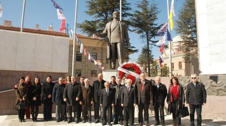 D&uuml;nya T&uuml;keticiler G&uuml;n&uuml; Kutlanıyor