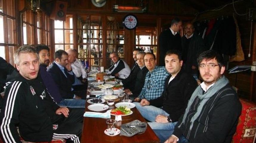 Beşiktaş Y&ouml;netiminden Rize'de Dostluk Yemeği