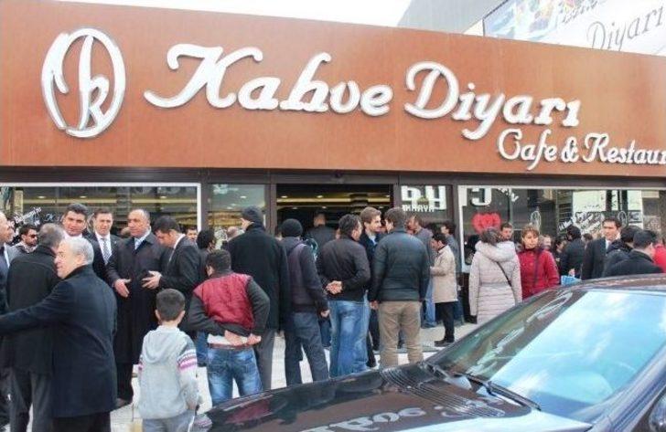 Barzani İle Davutoğlu Kahve Diyarı�nda Mola Verdi Van Haberleri