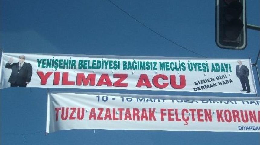 Dermanbaba Pankartlarının İndirilmesine Tepkili