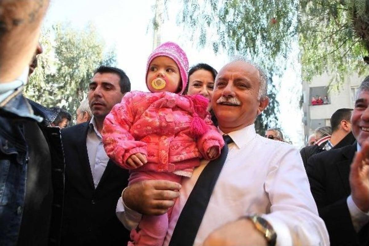 Başkan Karabağ'a Yetişmekte Zorlandılar