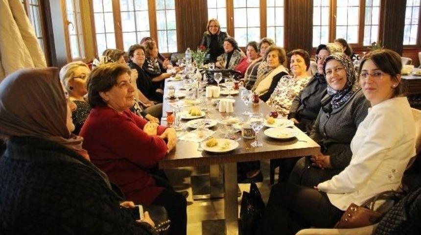 Bbp&rsquo;li Kadınlar Arı Gibi &Ccedil;alışıyor