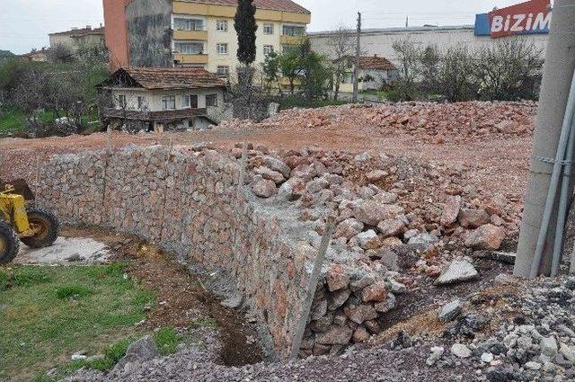 Derince 44 Evler'de Bağlantı Çalışması Başladı