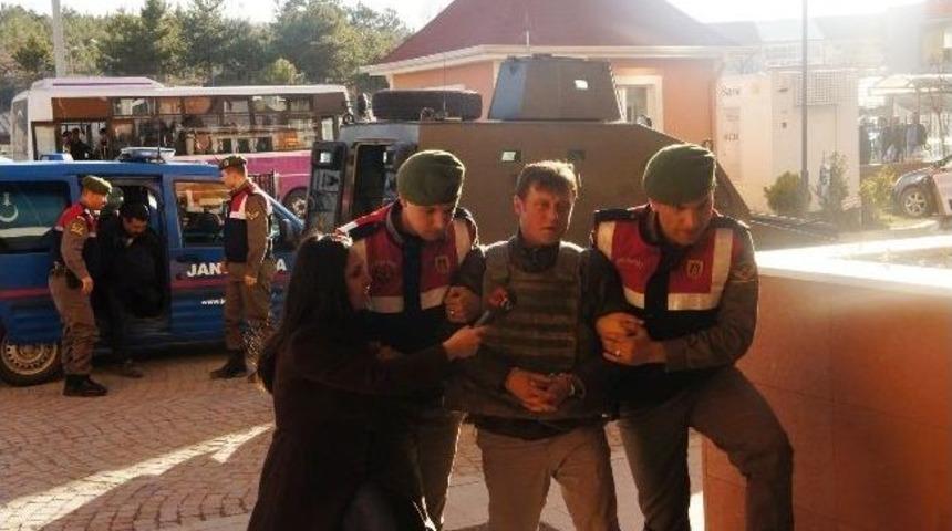 Cinayet Zanlısı İki Kişi Tutuklandı