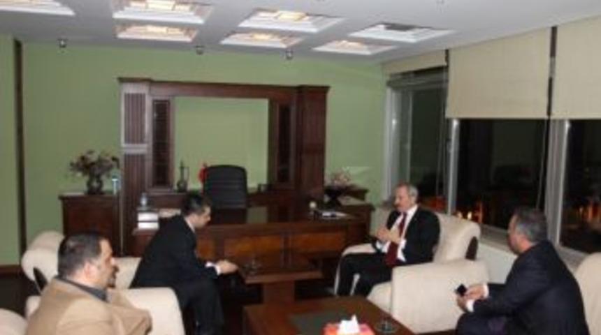 Gen&ccedil;likten Zafer &Ccedil;ağlayan'a Ziyaret