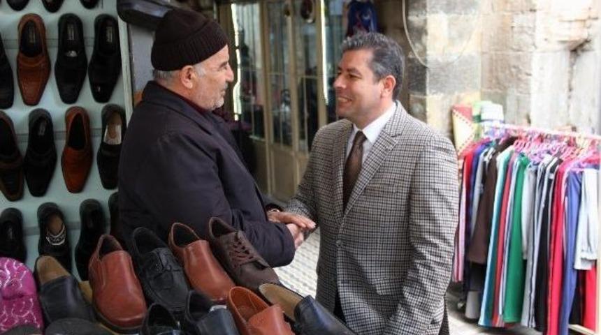 Kilis Esnafı Tek&ccedil;e&rsquo;yi Bağrına Bastı