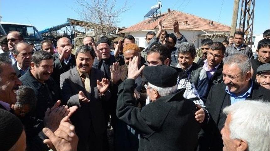 Eser, 11 K&ouml;y&uuml; Ziyaret Etti