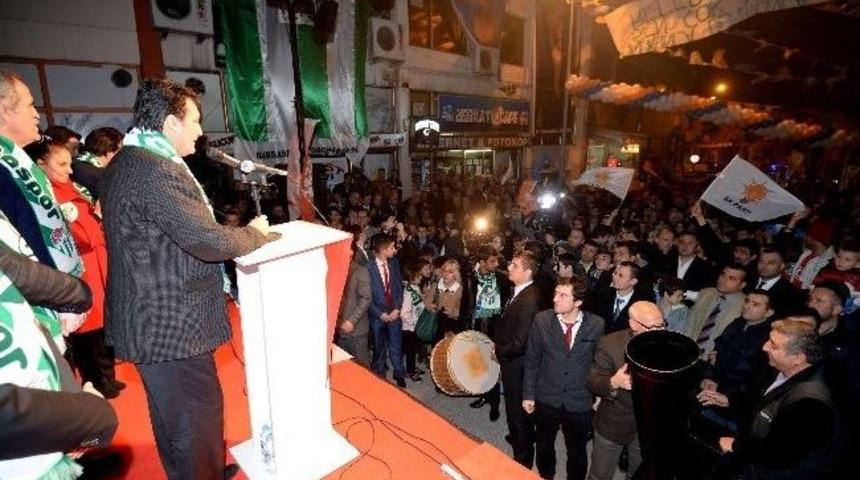 D&uuml;ndar&rsquo;dan Miting Gibi Se&ccedil;im B&uuml;rosu A&ccedil;ılışı