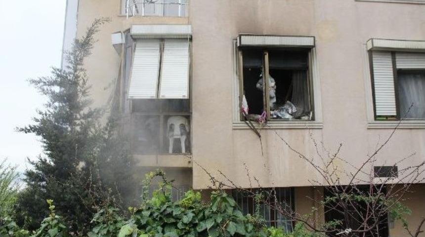 (&ouml;zel Haber) Yangından Ka&ccedil;an Yaşlı Kadın Kayıplara Karıştı