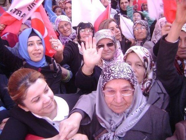 Ak Parti’nin Doğanşehir Seçim Bürosu Açılışı Miting Havasında Geçti