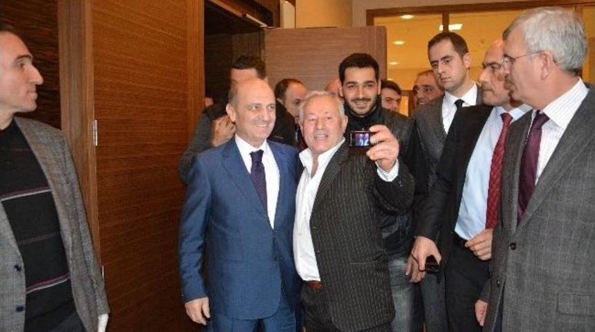 Erdoğan Bayraktar Trabzon&rsquo;da