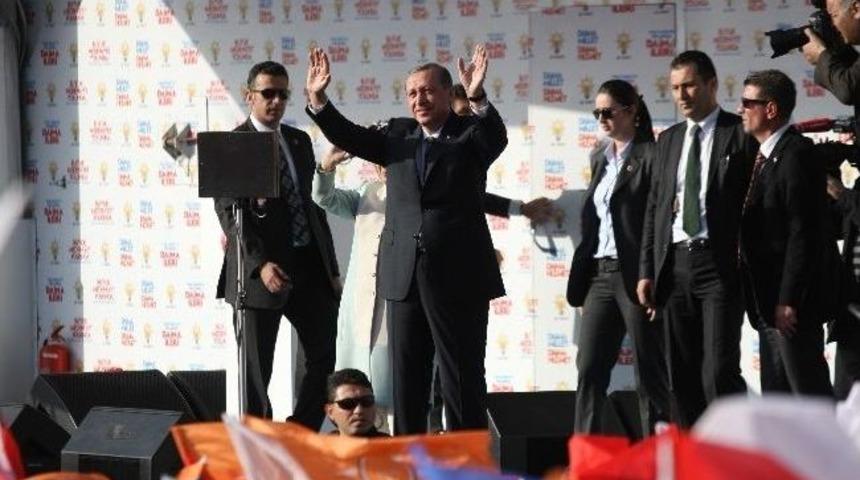 Başbakan Erdoğan İzmir&rsquo;de