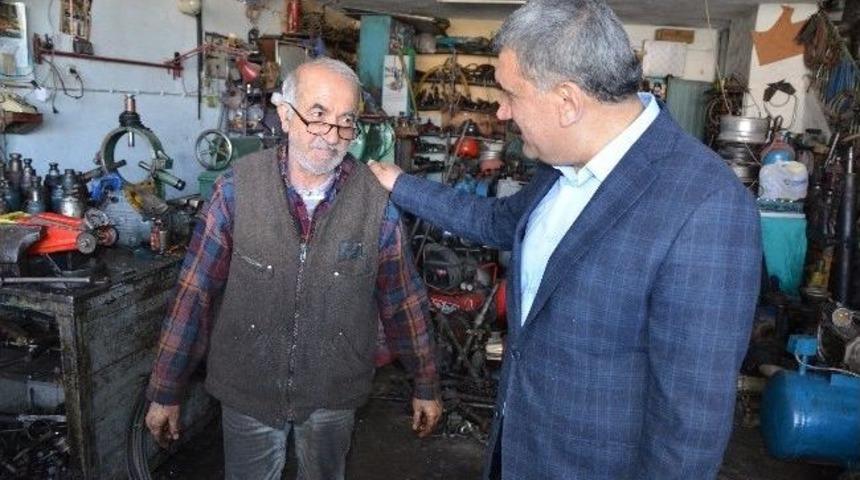 G&uuml;rkan, Sanayi Esnafını Ziyaret Etti