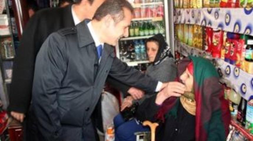 Ak Parti İl Başkanı Burhan &Ccedil;akır&rsquo;dan Yaşlılar Haftası Mesajı