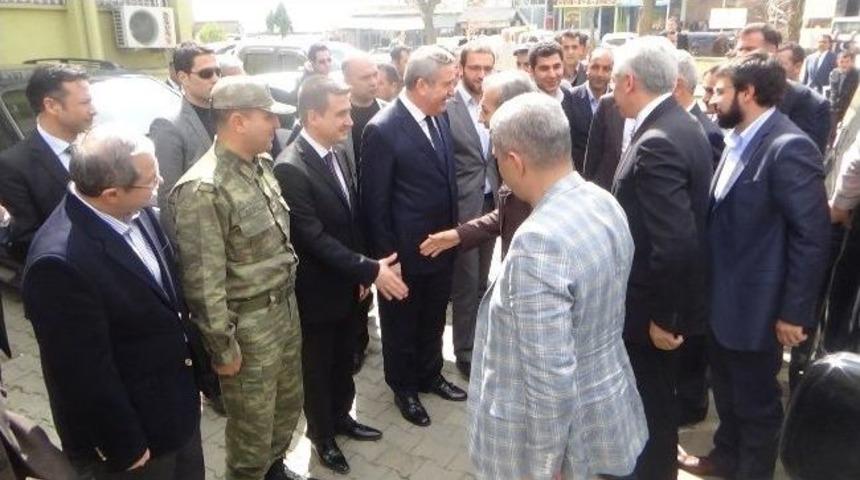 Bakan Eker İl&ccedil;e Kaymakamını Ziyaret Etti
