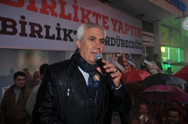 Mustafa Bozbey'den Fethiye'ye Seçim Bürosu