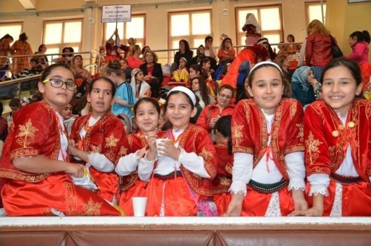 Okullararası Yıldız Ve Gen&ccedil;ler Halkoyunları Yarışması