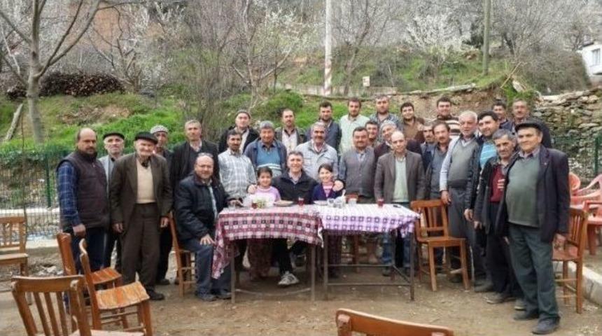 &Ouml;demiş Kaymakamı Abdullah D&ouml;lek&rsquo;ten K&ouml;ylerde Pazar Mesaisi