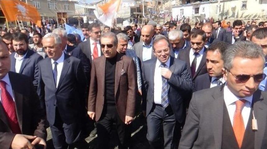 Ak Parti'den Kulp'ta G&ouml;vde G&ouml;sterisi