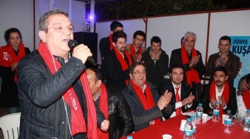 Chp Kuşadası Karargahta Toplandı