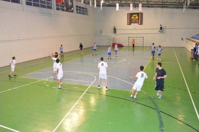 Düzce Gençlik Spor Hentbol Yerel Ligi Şampiyonu