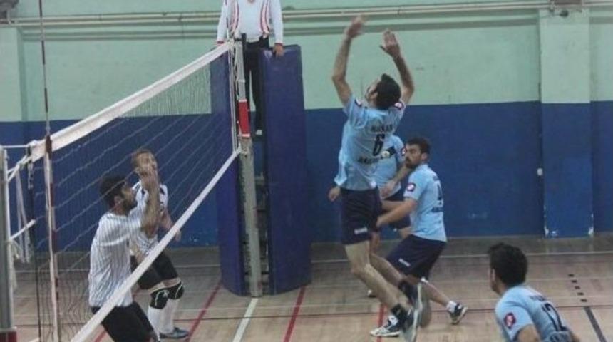 Hakkari&rsquo;de Voleybol 3. Lig M&uuml;sabakaları