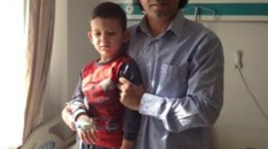 4 Yaşında B&ouml;brek Taşı Ameliyatı Oldu