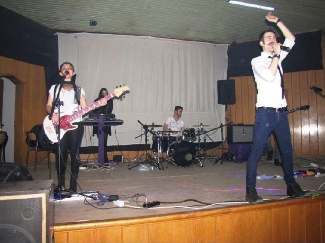 Hisarcık&rsquo;ta Kabare Band Konseri