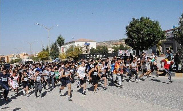 Spora Ve Sporcuya Önem Veren Üniversite ‘7 Aralık Üniversitesi’